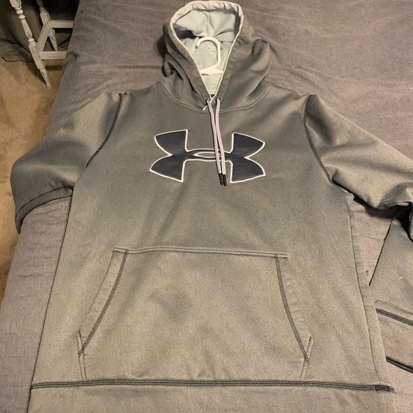 Under armor hoodie - Picture 1 of 1
